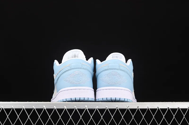 All categories Air Jordan Jordan series basketball shoes Air Jordan 1 Low Air Jordan 1 Low AJ1 Joe 1 University Blue low-top basketball shoes DC0774-050